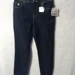 Gloria Vanderbilt stretch jeans